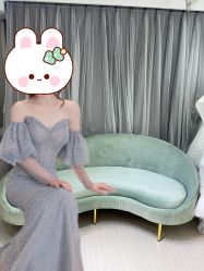 -衣贝姿婚纱礼服馆