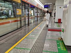 -盈丰路(地铁站)