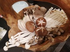 -捞王锅物料理(上海世茂广场店)