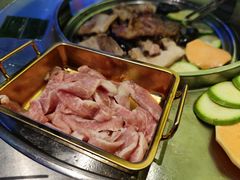 猪颈肉-哈哈碳都·牛肋条无限自助烤肉(台江万达店)