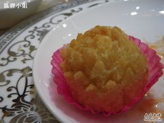 榴莲酥-鹊华居·地道鲁菜·海鲜·融合味(大明湖店)