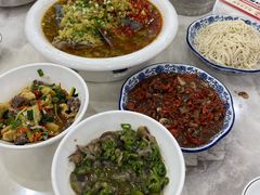 -红色湘菜馆(春风店)