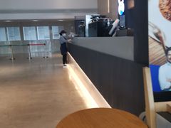-瑞幸咖啡(亿城国际中心店)
