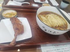 -百年老字号·观振兴蟹黄面·三虾面·苏式面(观前街富仁坊巷店)