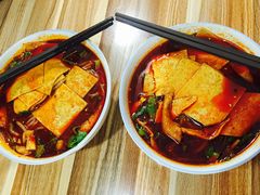 -老字号杨坡红油米线腊汁肉夹馍(东四道巷店)