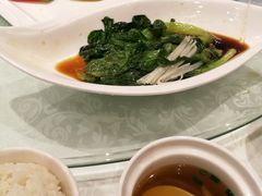 -国人川菜(李家村建东街店)