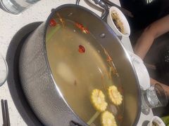 -潮牛壹号鲜牛肉火锅(光谷天地店)