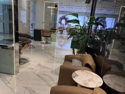-罗亚帝造型·烫发染发