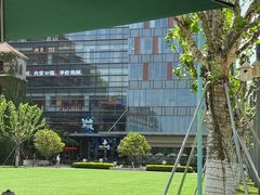 -星巴克(上海长宁来福士1F店)