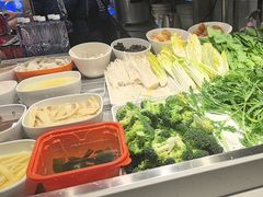 -大食代美食广场(上海中心店)