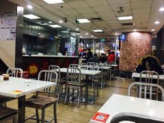 大堂-老边饺子馆(北京南站3店)