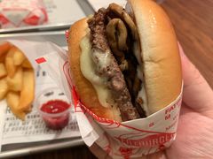 -FATBURGER 特富客汉堡(外交公寓店)