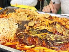 -在巷子里的烤肉店·螺蛳粉烤鱼·牛蛙(和美城店)