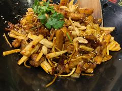 -拿渡麻辣香锅(银泰创意城店)