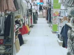 -优衣库(威海威高购物中心店)