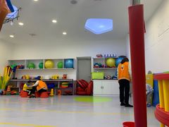 -金色雨林感统学能培训中心(武广校区)