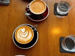 -ROAST coffee & eatery