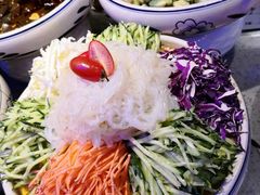 -山河屯铁锅炖(哈西站店)