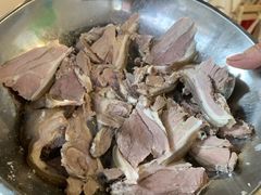 -老石黑山羊毛驴肉火锅(金凯广场店)