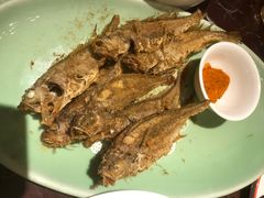 椒盐小黄鱼-新白鹿餐厅(爱琴海购物中心店)