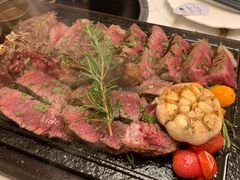 -斯普汇生蚝牛排馆(中骏世界城店)