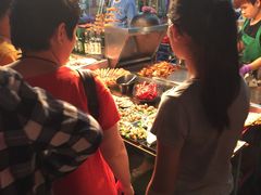 -六合夜市