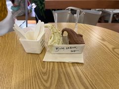 -野人先生Gelato(上海长宁龙之梦店)