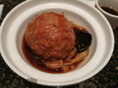 红炖狮子头-江南厨子·品苏杭(华润万象店)