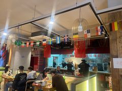 -江城老胖串店·海鲜·小龙虾(世光路店)