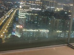 -荣誉国际酒店-云顶旋转餐厅