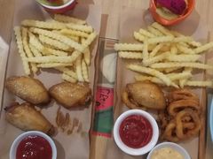 -必胜客(WOW南雄店)