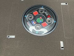 -东碰西胡棋牌室(老西门店)