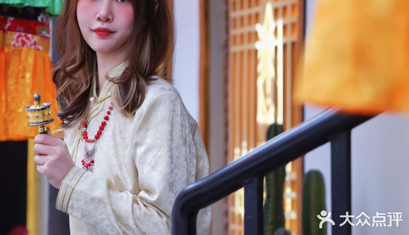 卓卓藏宴｜完成又一项人生清单☑️藏装藏餐体验