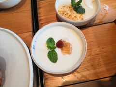 宫廷杏仁豆腐-四季民福烤鸭店(前门店)
