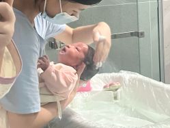 -爱瑞馨母婴护理中心(喜马拉雅店)