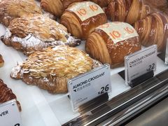 -MEEBO KAFEE米咖焙坊(虹桥路店)
