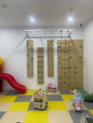 -熊小米专业儿童游泳馆