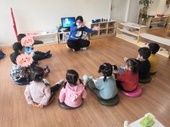 -乐融婴幼儿成长中心(四季青校区)