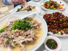 -犇逸·乐山跷脚牛肉·四川现炒(览海店)