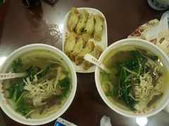 -小姜锅贴(凤凰街店)