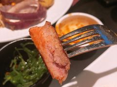 美式沙朗牛扒伴意粉配黑胡椒汁-绿茵阁(体育西分店)