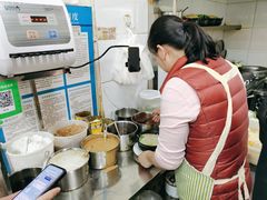 -曹宝林砂锅麻辣烫(星光路店)