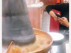 -楼外楼大刀肉传统火锅居(繁荣路店)