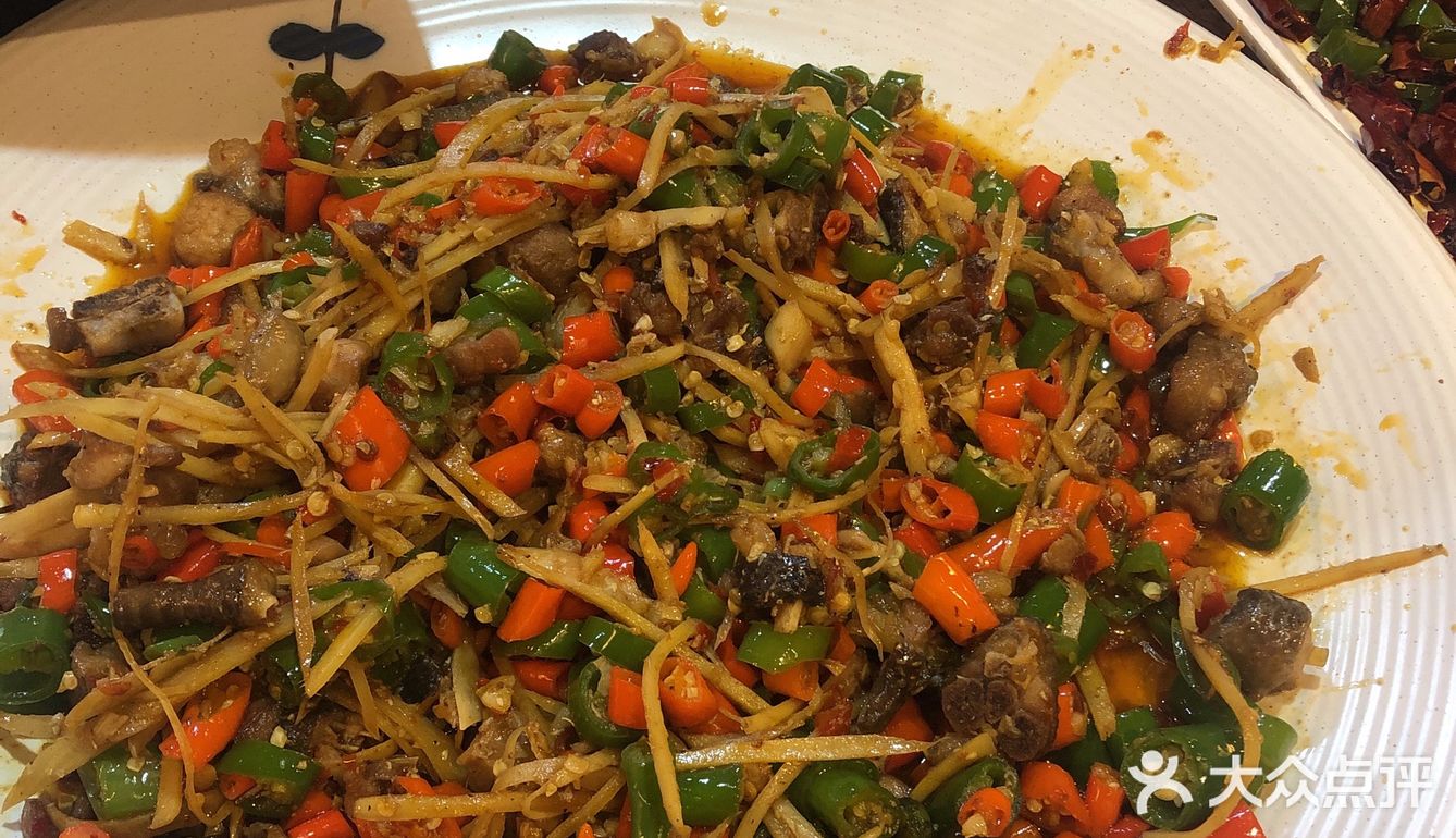 这是一家不错的自贡菜味道很正宗辣的也非常的舒服
