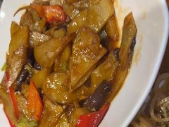 -蒙艾里民族传统菜蒙餐