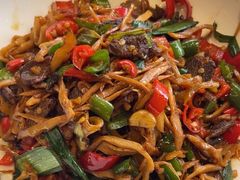 -川流不息·地道川菜·小龙虾(松东路店)