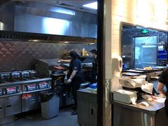 -The Habit Burger Grill 哈比特汉堡(复兴soho店)