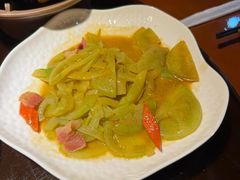 -魏铭鱼头捞饭(晋阳路店)