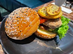 -Let'sBURGERplus·非常创意汉堡(三里屯店)
