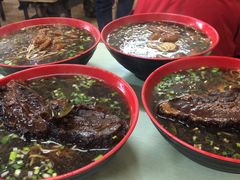 -小龙大肉面馆